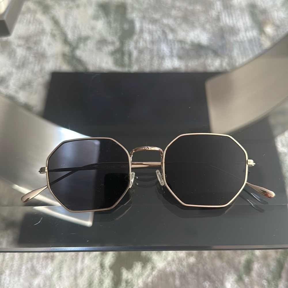 Illesteva Dylan sunglasses
